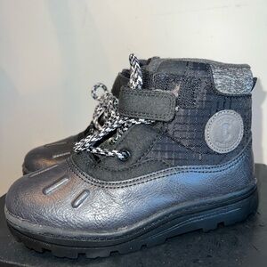 Carter Kids Black Winter Boots size 12c